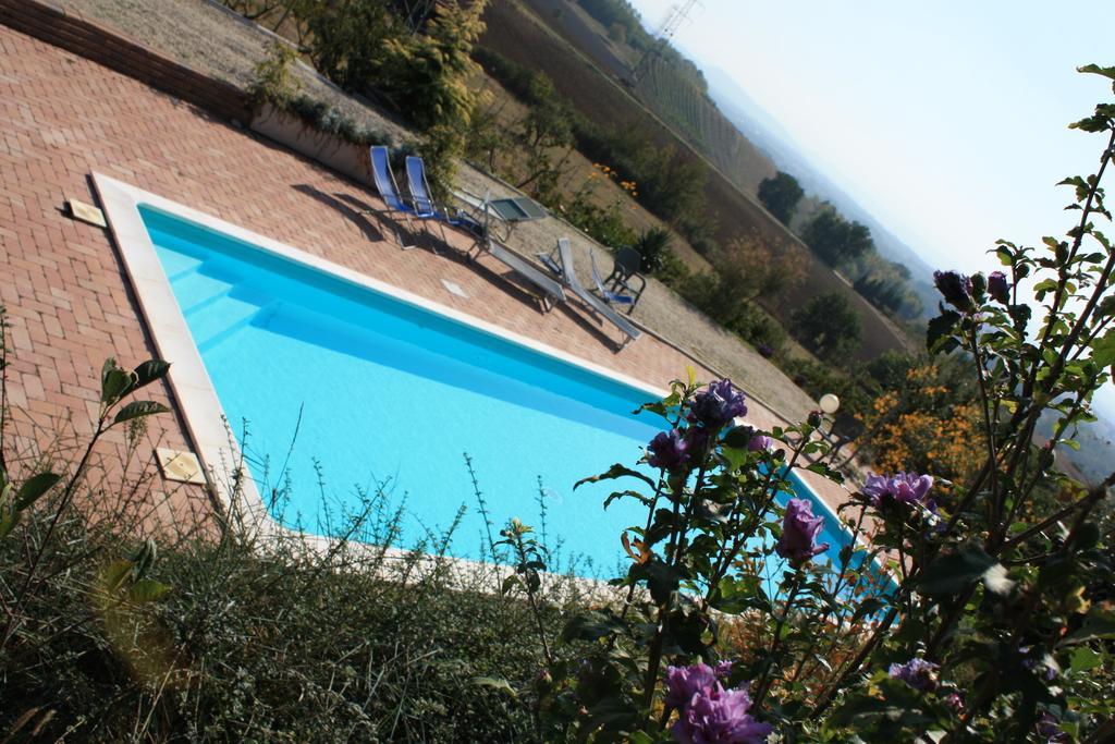 Villaromagnano B&B La Casetta מראה חיצוני תמונה
