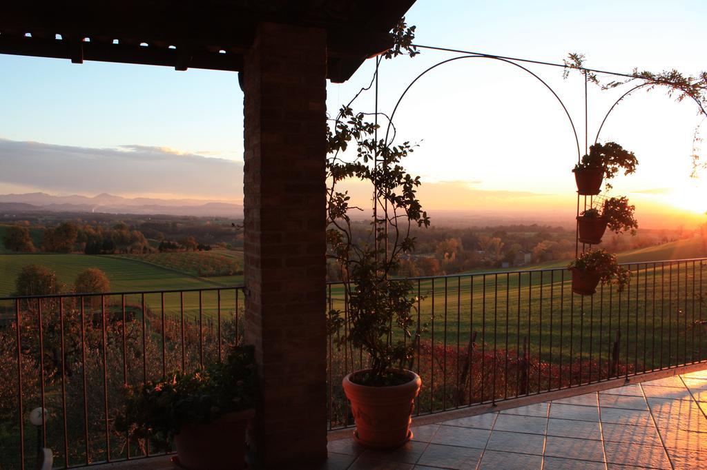 Villaromagnano B&B La Casetta מראה חיצוני תמונה